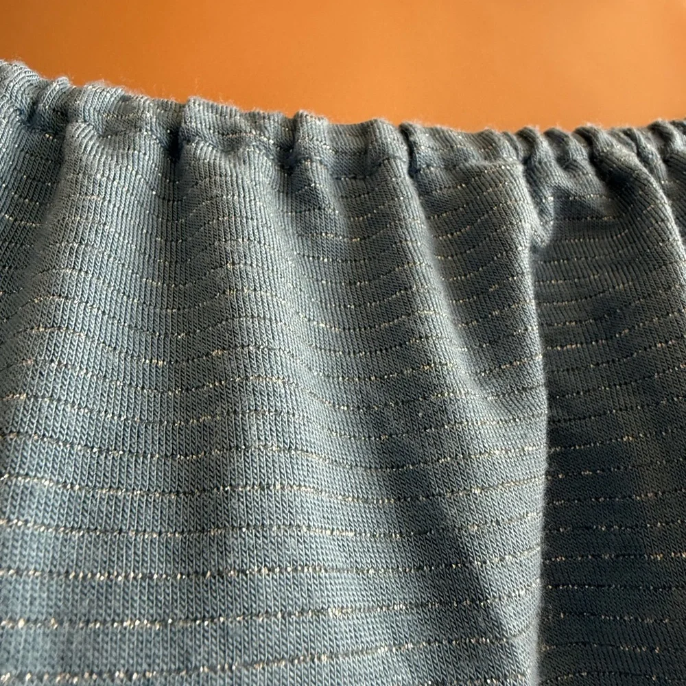 Lauren conrad XXL or 2x long sleeve lightweight top peplum stretchy blue silver - Picture 4 of 8